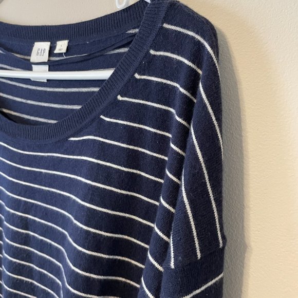GAP Women’s Large Navy White Thin Horizontal-Striped L/S Drop Sleeve Sweater Top - Picture 9 of 16